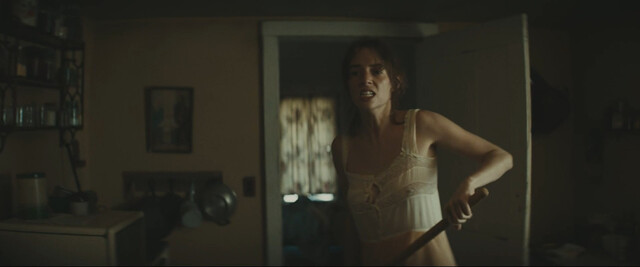 Maya Hawke sexy – Wildcat (2024)