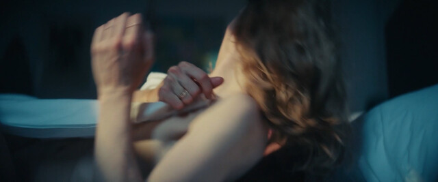 Pauline Clément nude – Heureux gagnants (2024)