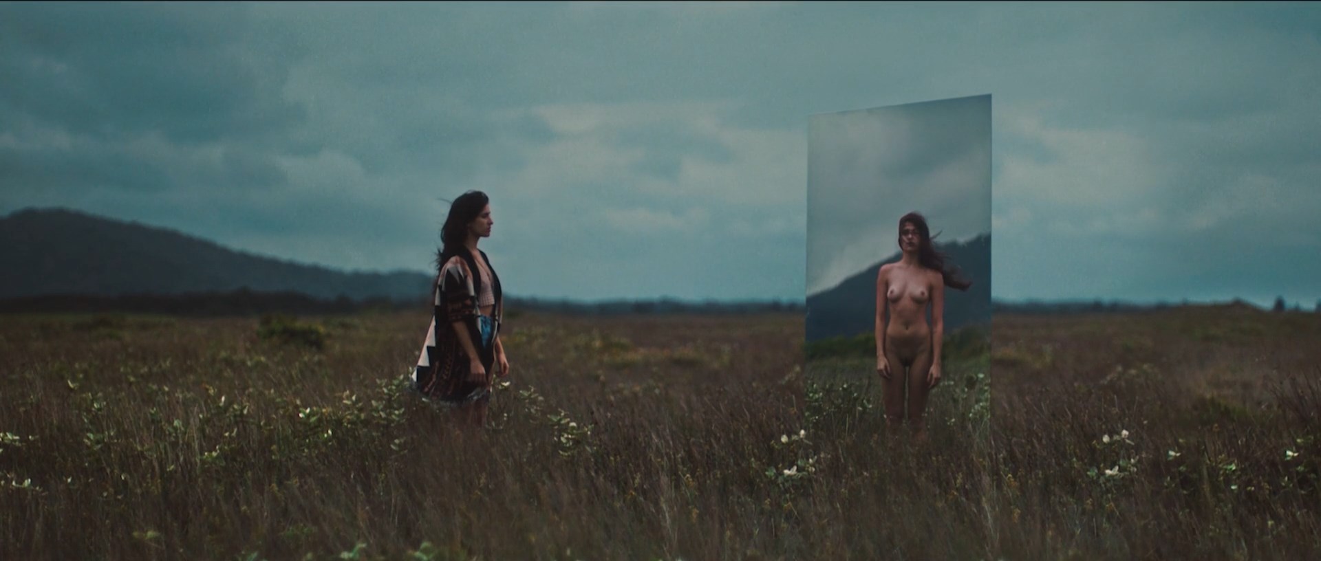 Bruna Valenttini nude – Diana (2017)