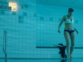 Anke Engelke sexy – Frau Müller muss weg! (2015)