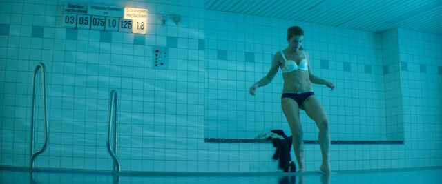 Anke Engelke sexy – Frau Müller muss weg! (2015)