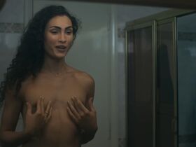 Mina Serrano nude – Cris Miró (She) (Cris Miró (Ella)) s01e05-08 (2024)