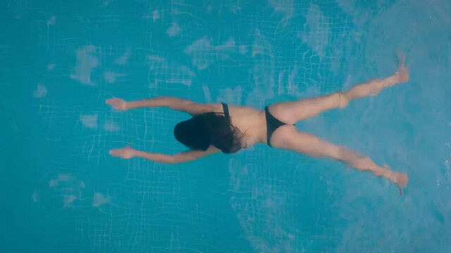 Mina Serrano nude – Cris Miró (She) (Cris Miró (Ella)) s01e05-08 (2024)