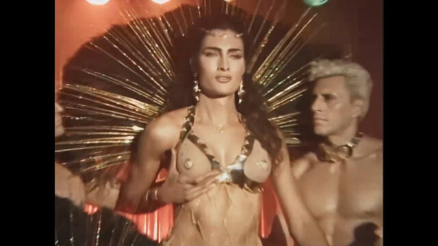 Mina Serrano nude – Cris Miró (She) (Cris Miró (Ella)) s01e05-08 (2024)