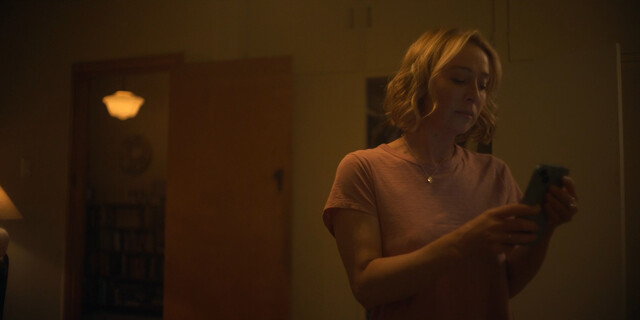 Asher Keddie sexy – Fake s01e01e05 (2024)