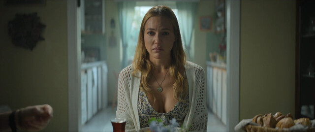 Meryem Uzerli sexy – Ru s01e08 (2024)