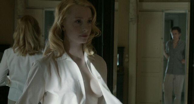Fiona Glascott nude – Midday Demons (Controra) (2013)