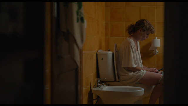 María Vázquez nude – Los pequeños amores (2024)