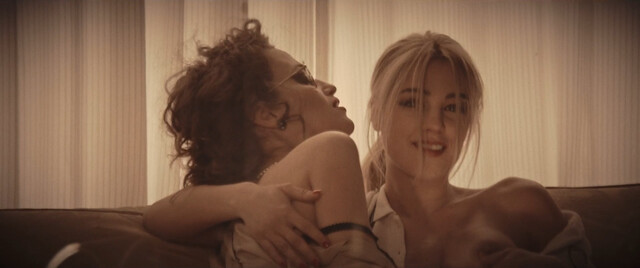 Raffaella Di Caprio nude – Le mie ragazze di carta (2023)