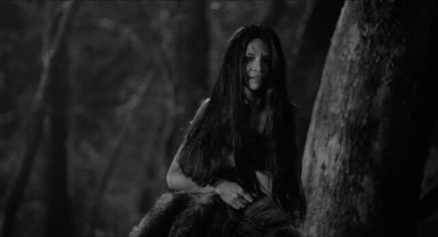 Michelle Thrush nude – Dead Man (1995)