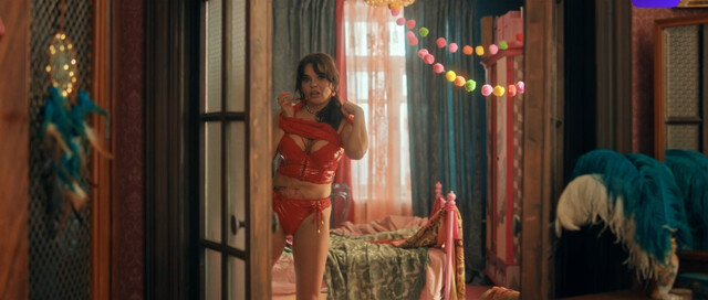 Karina Zvereva sexy – Milya s01e03 (2024)