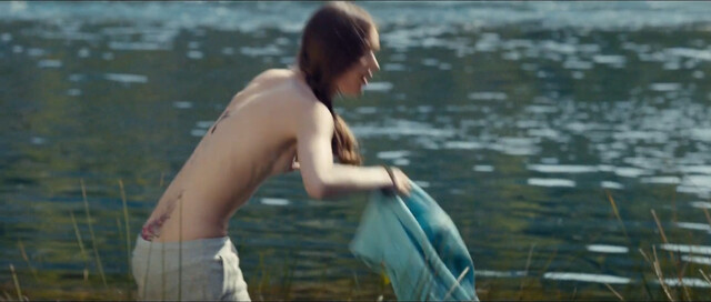 Josephin Busch nude – Winnetous Weiber (2014)