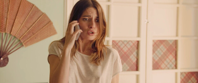 María Valverde sexy – It's Now or Never (Ahora o nunca) (2015)
