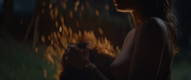 Mariya Lisovaya nude – Odin shans na troikh s01e08 (2024)