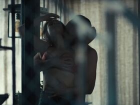 Anna Karczmarczyk sexy – Zdrada s01e06 (2024)