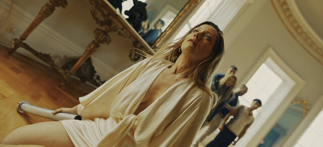 Niamh Walsh sexy – Wreck s02e03-05 (2024)