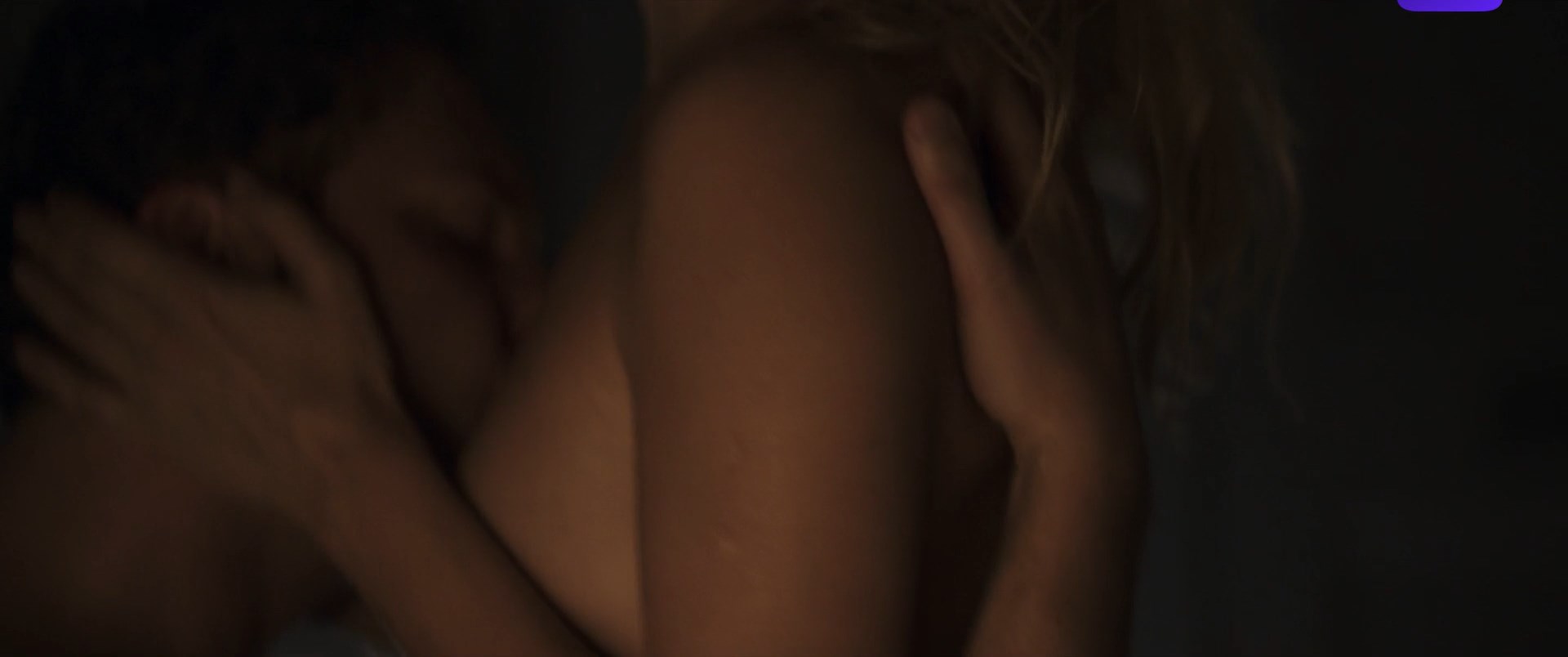 Evgeniya Khrapovitskaya sexy – Varshava'21 s01e04 (2024)