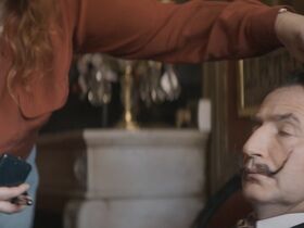 Angélique Pleau sexy – Daaaaaalí! (2023)