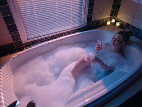 Jessica Morris sexy – Twisted Little Lies (2021)