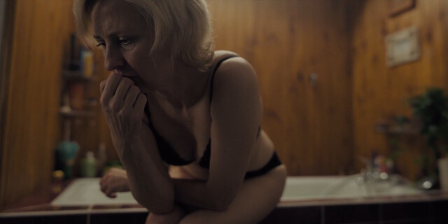 Izabela Kuna nude – A Simple Matter (Prosta Sprawa) s01e05 (2024)