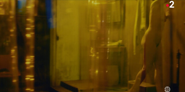 Marie Denarnaud nude – Des blessures invisibles (2024)