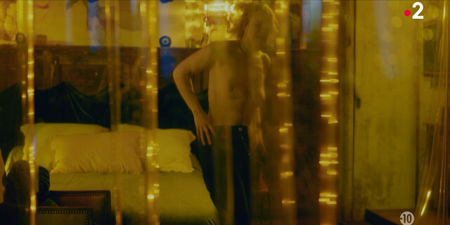 Marie Denarnaud nude – Des blessures invisibles (2024)