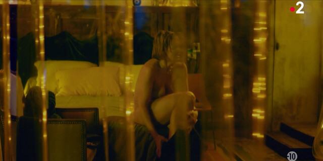 Marie Denarnaud nude – Des blessures invisibles (2024)