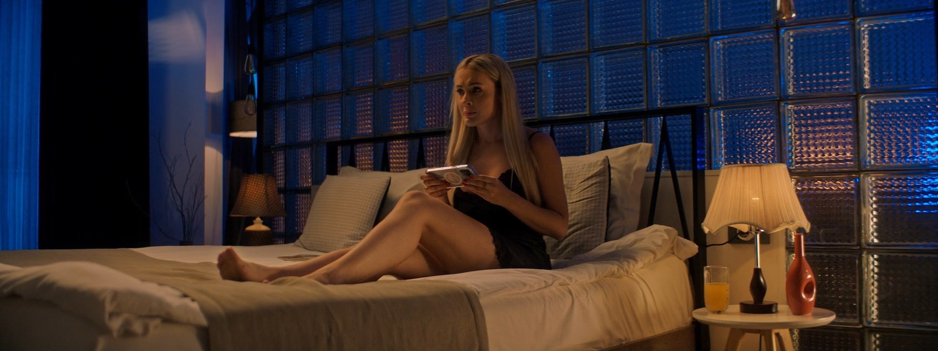 Alina Barkalova sexy – 7 dney, 7 nochey (2024)