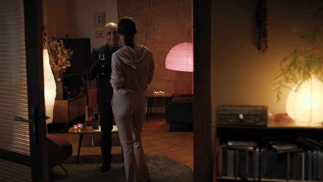 Anna Karczmarczyk sexy – Zdrada s01e05 (2024)