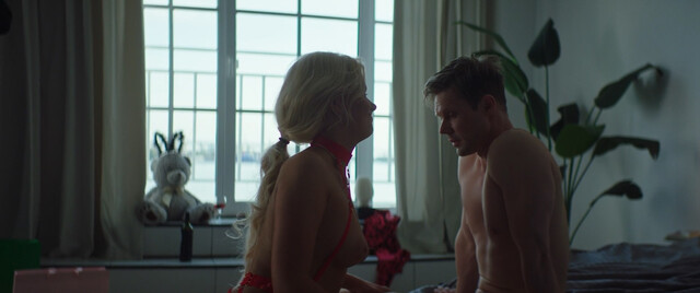 Angelina Zagrebina nude, etc – Pochemu ty (2024)