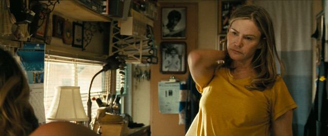 Annette Bening sexy – Poolman (2023)