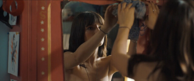 Carlotta Antonelli nude – Bangla - La serie s01e04 (2022)