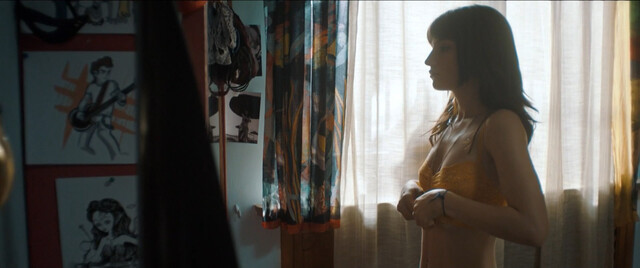 Carlotta Antonelli nude – Bangla - La serie s01e04 (2022)