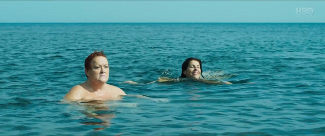 Emma Suárez sexy – Window to the Sea (Una ventana al mar) (2019)