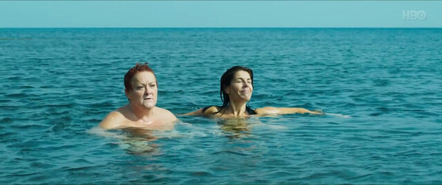 Emma Suárez sexy – Window to the Sea (Una ventana al mar) (2019)