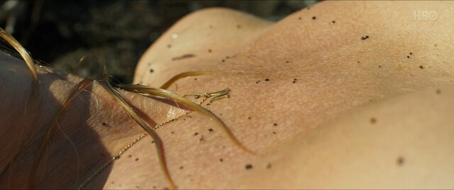 Emma Suárez sexy – Window to the Sea (Una ventana al mar) (2019)