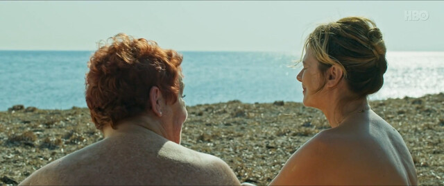 Emma Suárez sexy – Window to the Sea (Una ventana al mar) (2019)