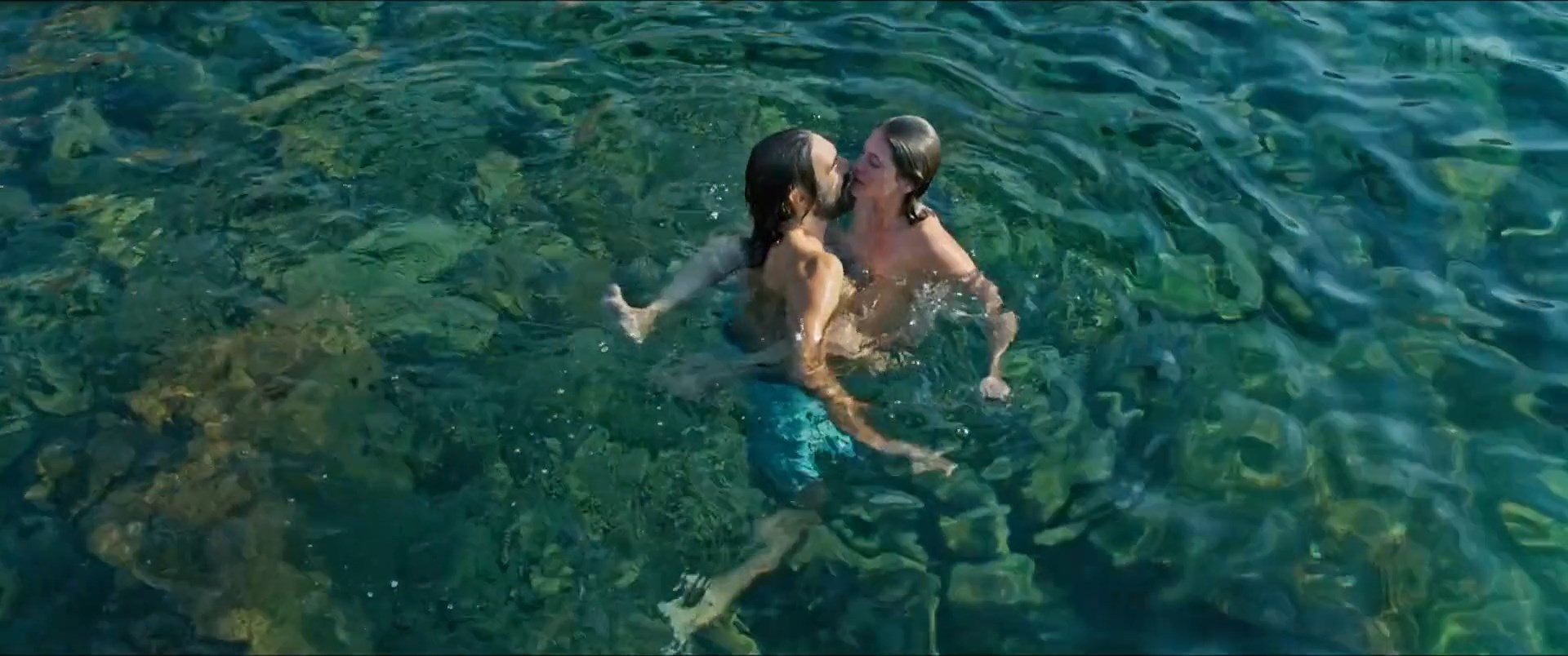 Emma Suárez sexy – Window to the Sea (Una ventana al mar) (2019)