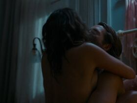 Adria Arjona sexy – Hit Man (2023)