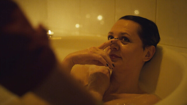 Lucie Zácková sexy – Mr. and Mrs. Stodola (Manželé Stodolovi) (2023)