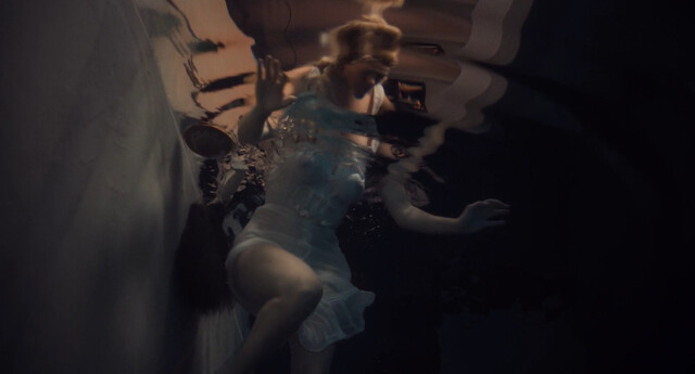 Léa Seydoux nude – The Beast (La bête) (2023)