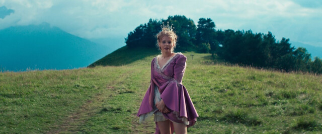 Valentina Lyapina sexy – Bremenskie muzykanty (2024)