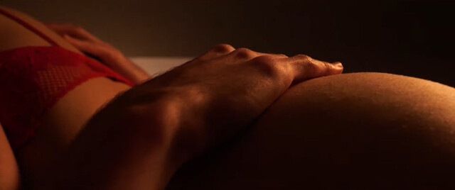 Aurélia Bardin sexy – Ceux de qui l'on descend (2024)