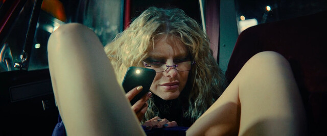 Clara McGregor sexy – Bleeding Love (2024)