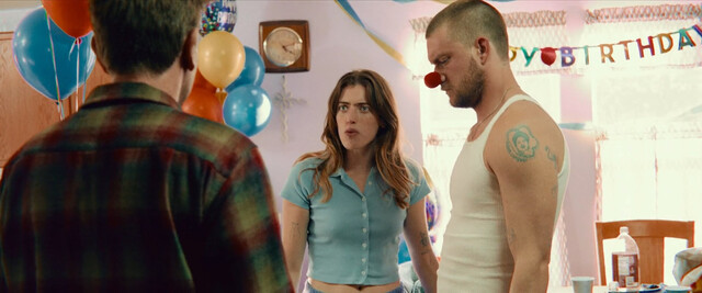 Clara McGregor sexy – Bleeding Love (2024)