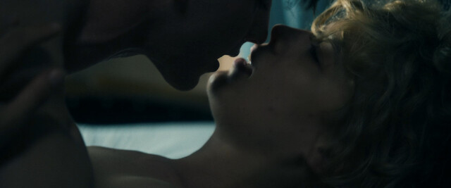 Paula Beer nude – Stella A Life (Stella. Ein Leben) (2023)