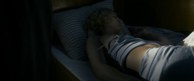 Paula Beer nude – Stella A Life (Stella. Ein Leben) (2023)