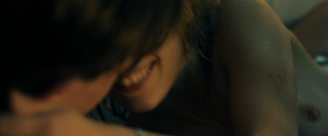 Paula Beer nude – Stella A Life (Stella. Ein Leben) (2023)