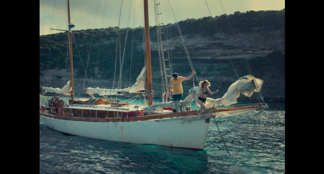 Salomé Dewaels sexy – Sous le vent des Marquises (2024)