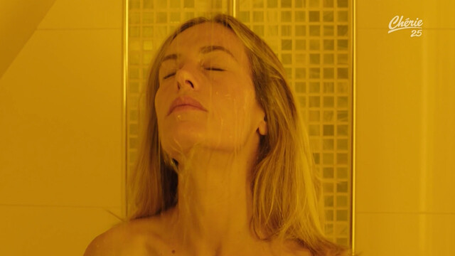 Cecile de France sexy – In Harmony (En équilibre) (2015)